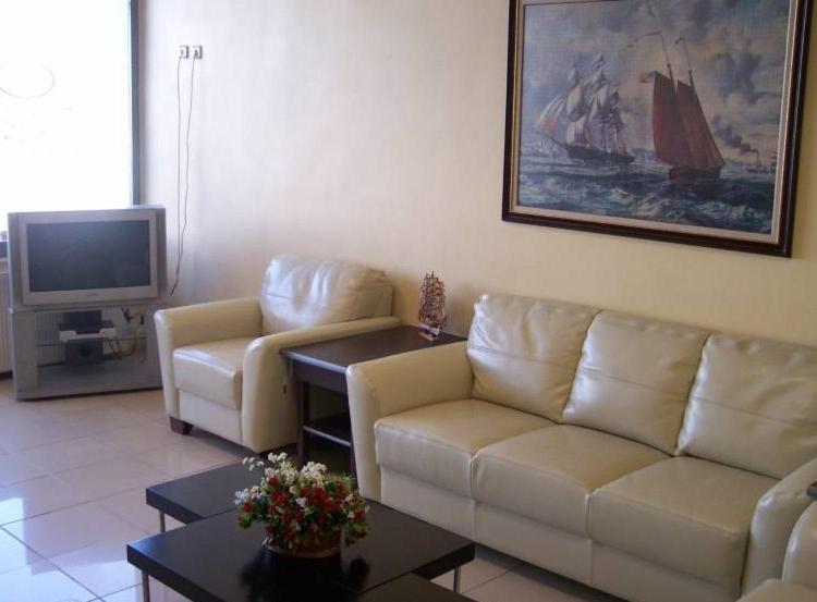 Yasar Hotel Sultandağı Εξωτερικό φωτογραφία